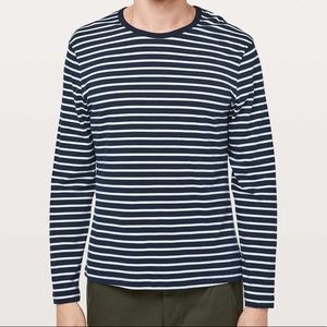 Lululemon 5 Year Basic Long Sleeve
Mens XXL NWT